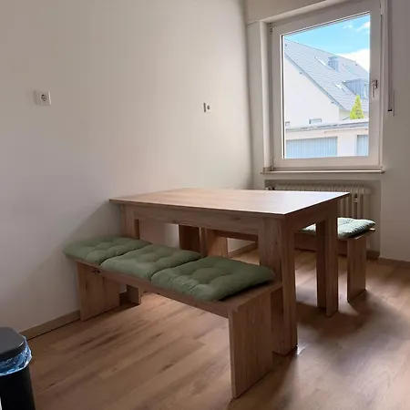 Gemuetliche Im Erdgeschoss In Sehr Zentraler Lage *